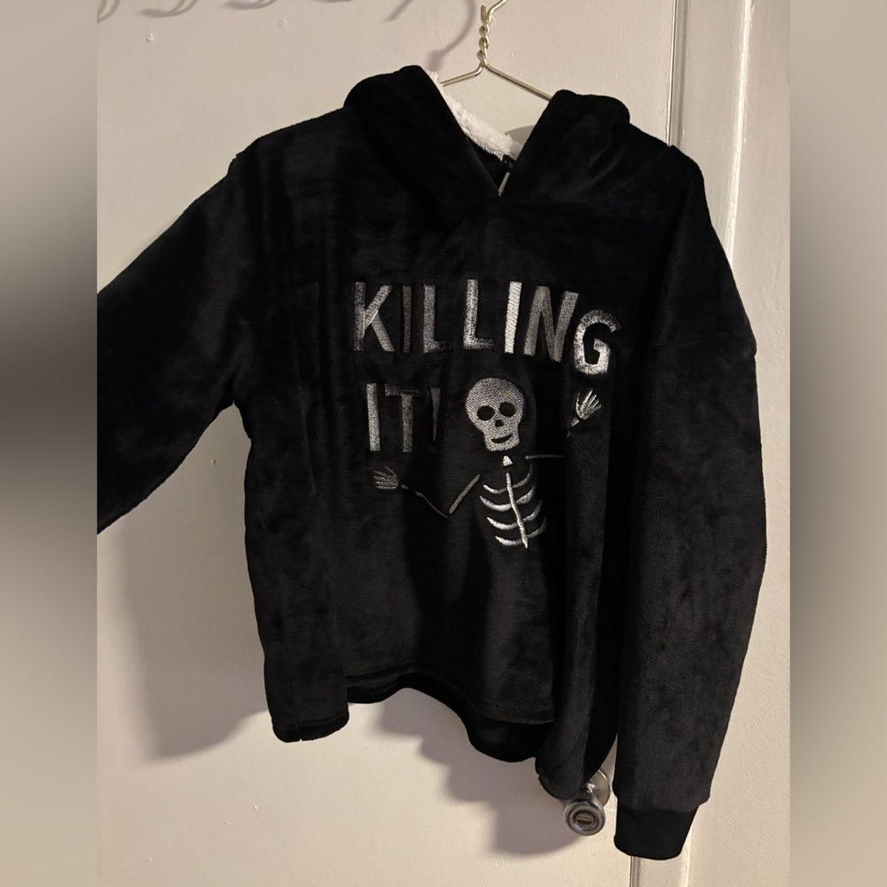 Weekending Killing It Skeleton Hoodie Black Sherpa Lined Pullover Small 
(383)